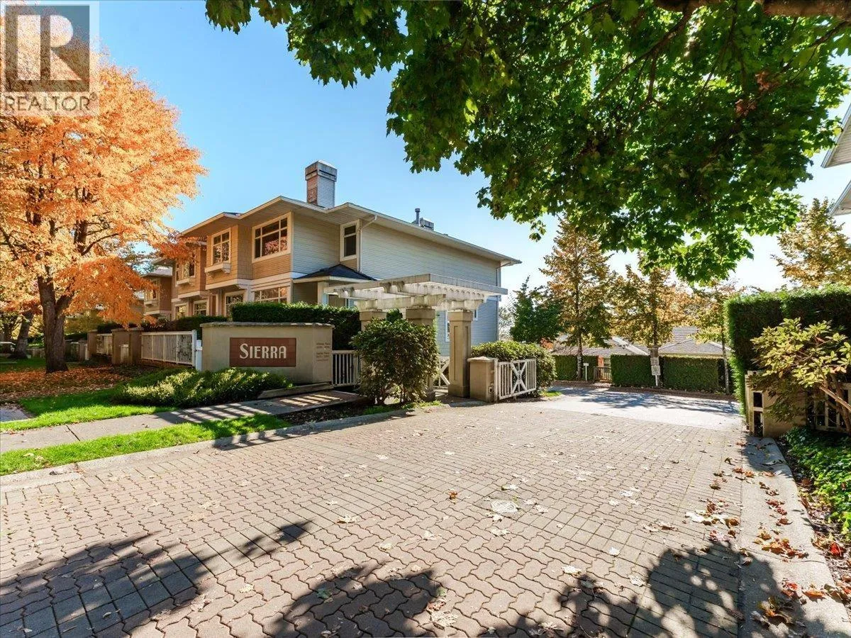 Row / Townhouse for rent: 5 3588 Whitney Place, Vancouver, British Columbia V5S 4T2