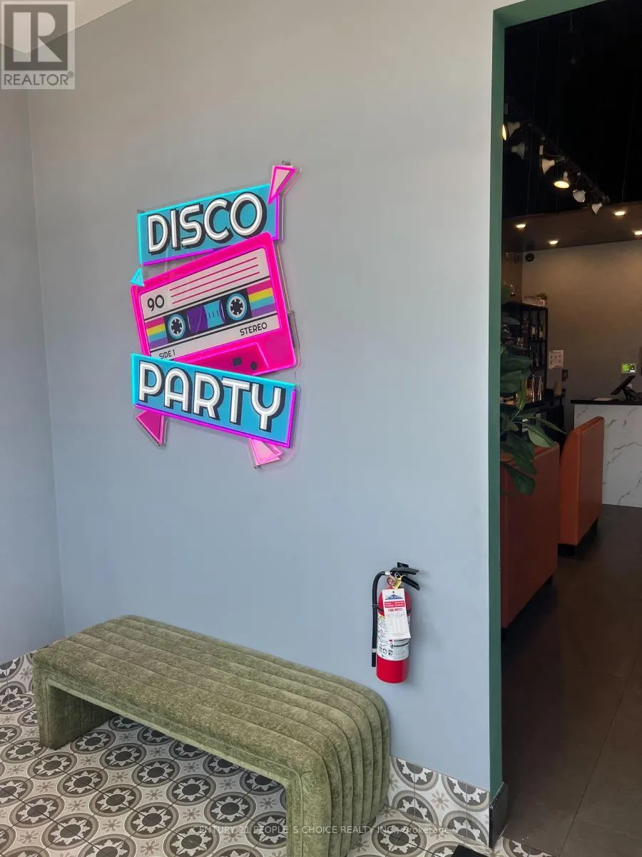 5 - 378 Mountainview Road S, Halton Hills, Ontario L7G 5X3