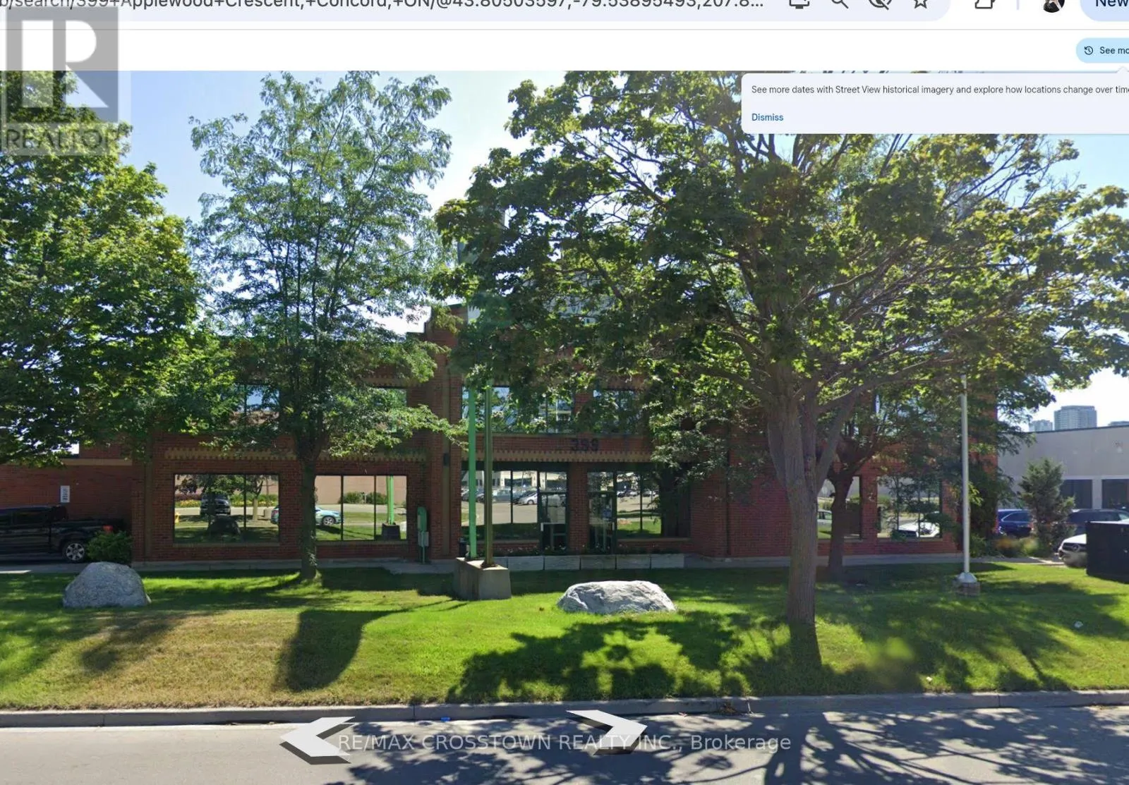 Retail for rent: 5 - 399 Applewood Crescent, Vaughan, Ontario L4K 4J3