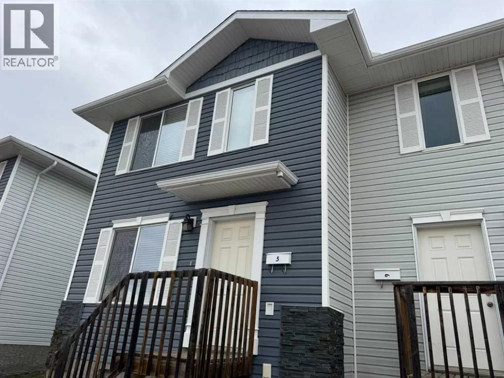 Row / Townhouse for rent: 5, 4729 18 Street, Lloydminster, Saskatchewan S9V 1P3