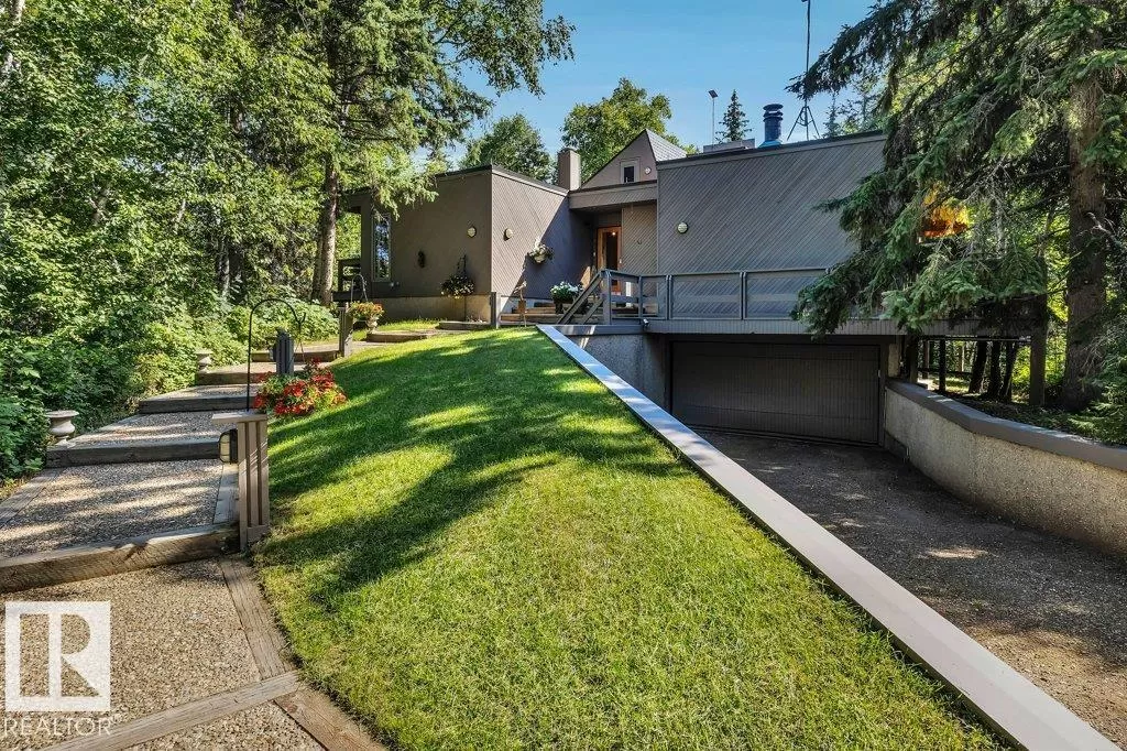 House for rent: 5 51028 Rge Rd 261, Rural Parkland County, Alberta T7Y 1B9