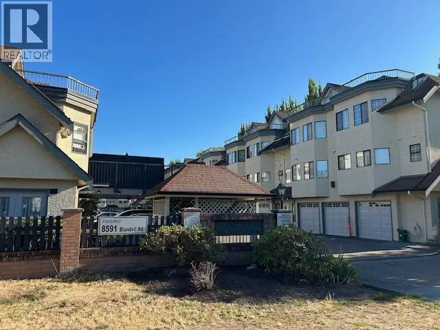 Row / Townhouse for rent: 5 8591 Blundell Road, Richmond, British Columbia V6Y 1K2