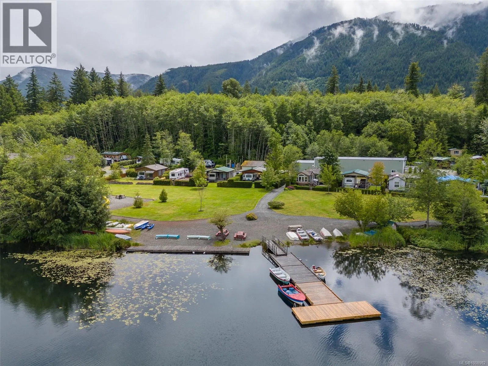 Recreational for rent: 5 8631 South Shore Rd, Lake Cowichan, British Columbia V0R 2G0