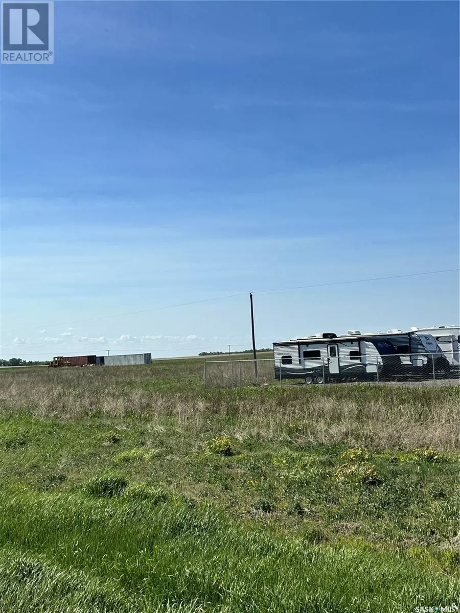 Unknown for rent: 5 Acres On Corner Of Foxleigh Road And Hwy 6, Lumsden Rm No. 189, Saskatchewan S0G 3C0