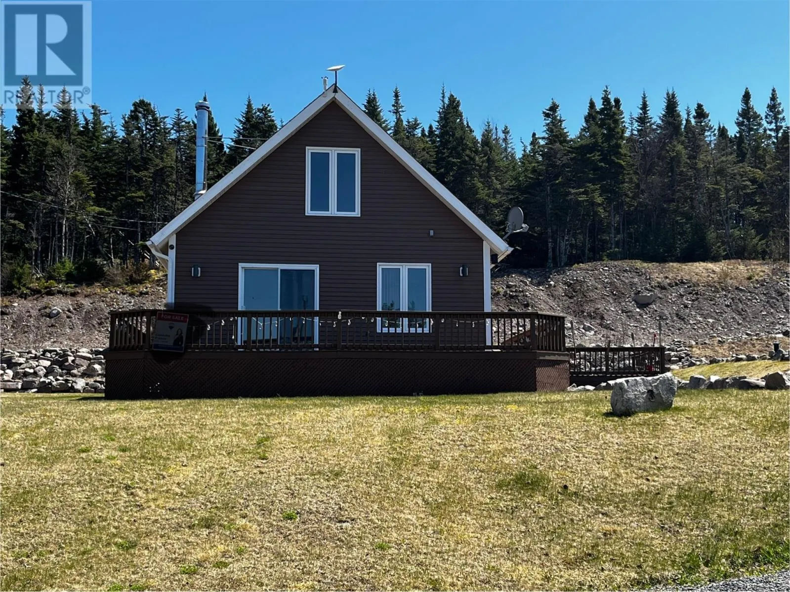 House for rent: 5 Black River Heights, Black River, Newfoundland & Labrador A0E 1S0