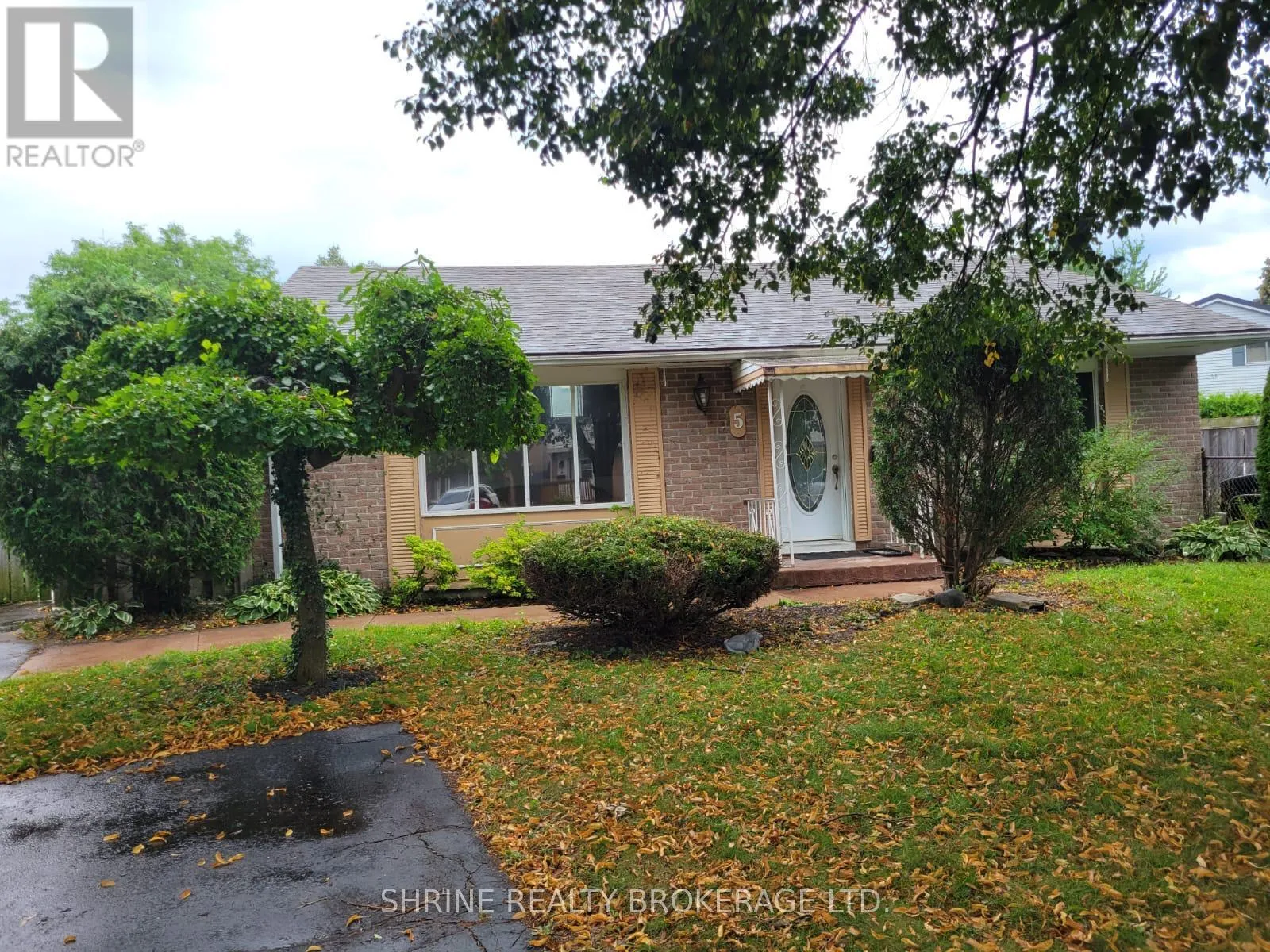 House for rent: 5 Caprice Crescent, London East, Ontario N5V 3L8