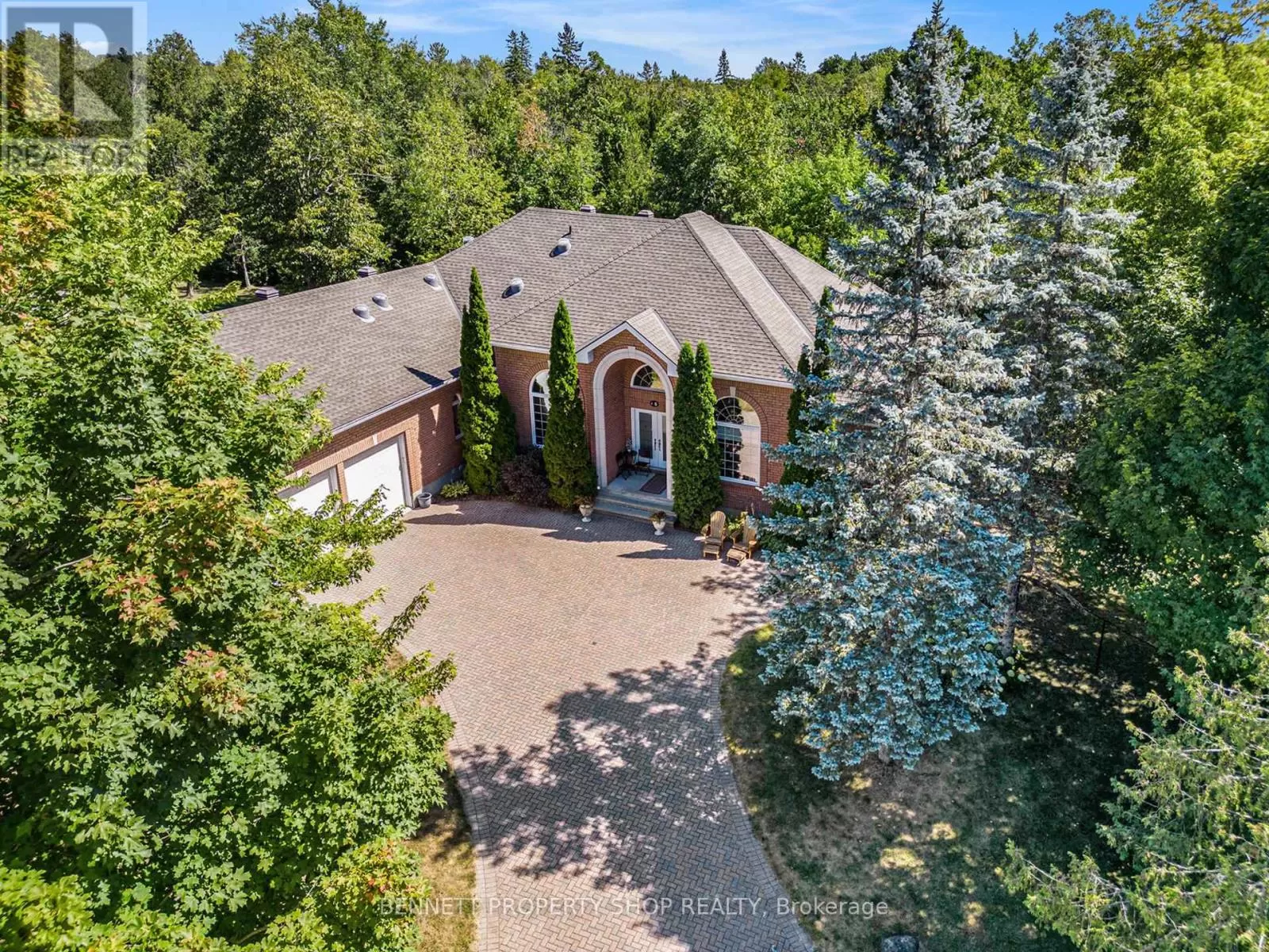 House for rent: 5 Countryside Green, Ottawa, Ontario K2R 1B5