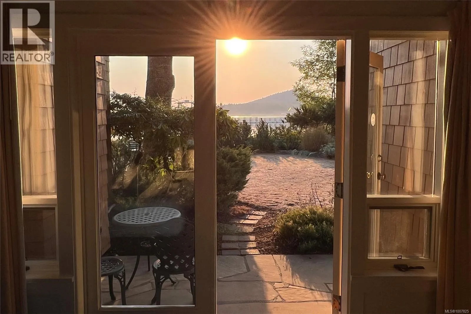 Apartment for rent: 5 D1 134 Madrona Dr, Galiano Island, British Columbia V0N 0E9