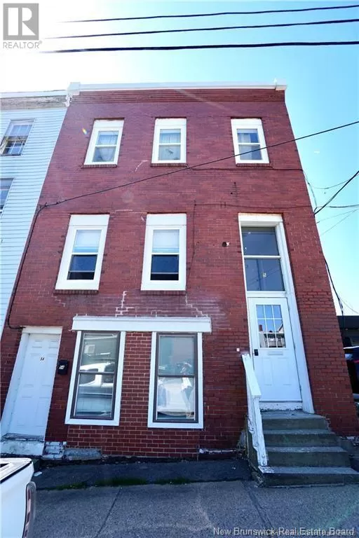 Triplex for rent: 5 Dorchester Street, Saint John, New Brunswick E2L 3H7