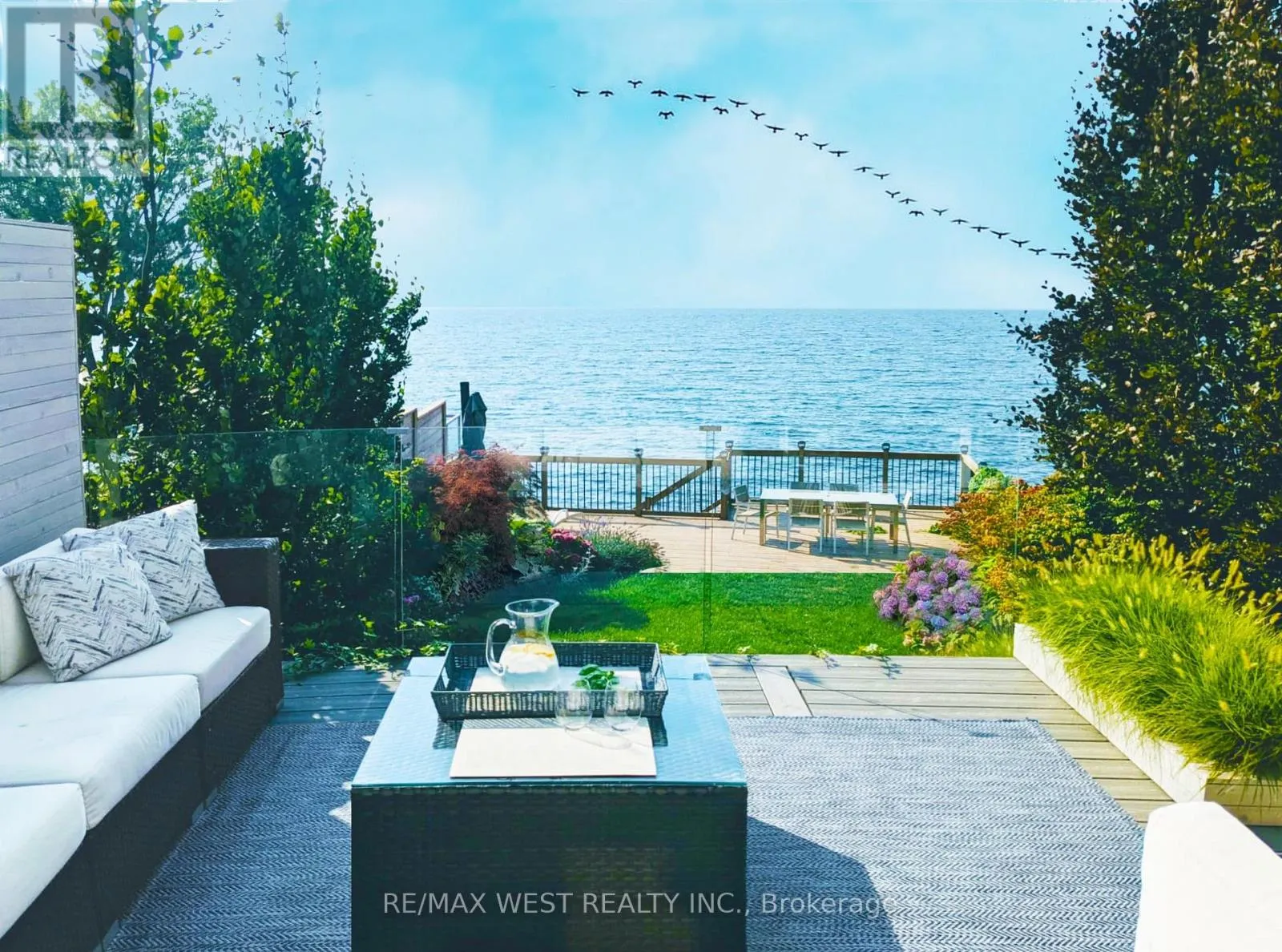 House for rent: 5 Eleventh Street, Toronto, Ontario M8V 3G2