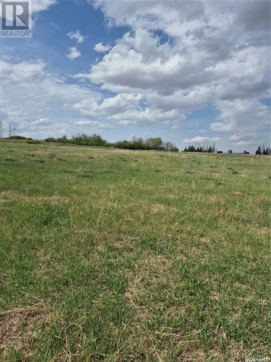 Unknown for rent: 5 Hwy 11.82 Acre Build Site, Blucher Rm No. 343, Saskatchewan S7K 1X5