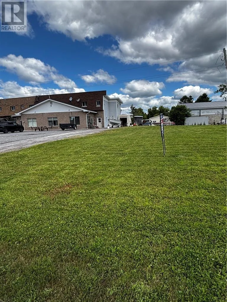 5 Notre Dame E, Noelville, Ontario P0M 2N0