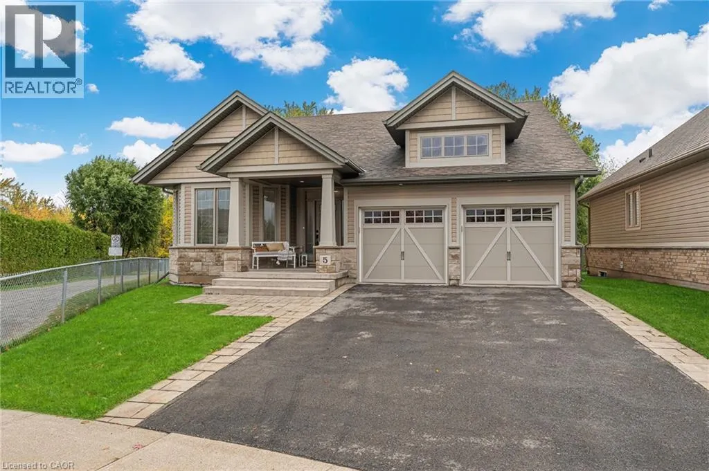 House for rent: 5 Oakdale Boulevard, Smithville, Ontario L0R 2A0