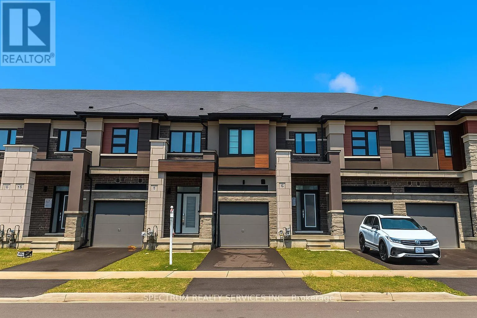 Row / Townhouse for rent: 5 Poole Street, Brantford, Ontario N3V 0B2