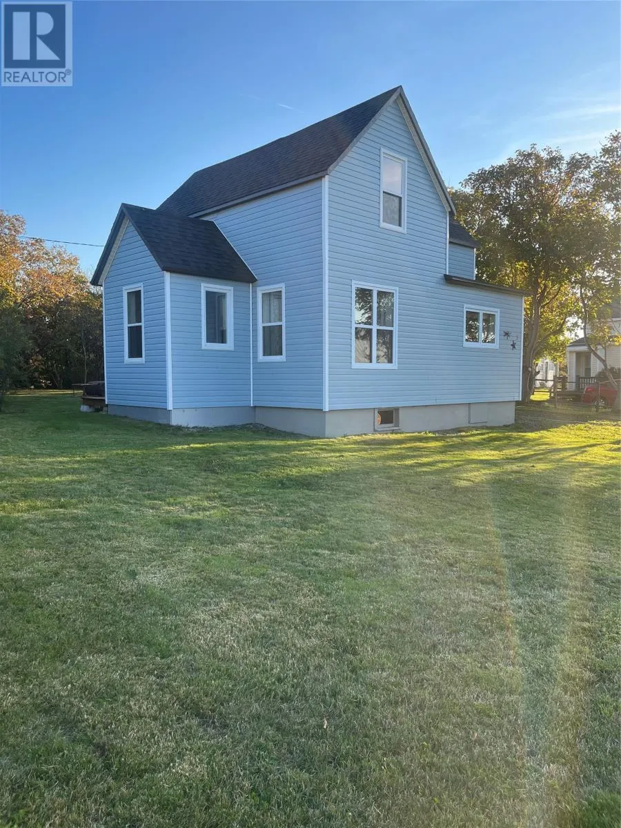 House for rent: 5 Post Office Road, Bell Island, Newfoundland & Labrador A0A 4H0