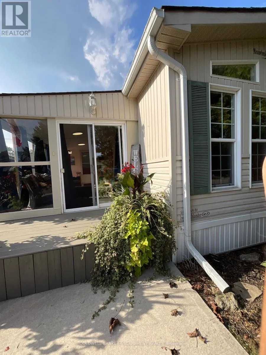 Modular for rent: 5 Spruce - 4449 Milburough Line, Burlington, Ontario L7P 0P5