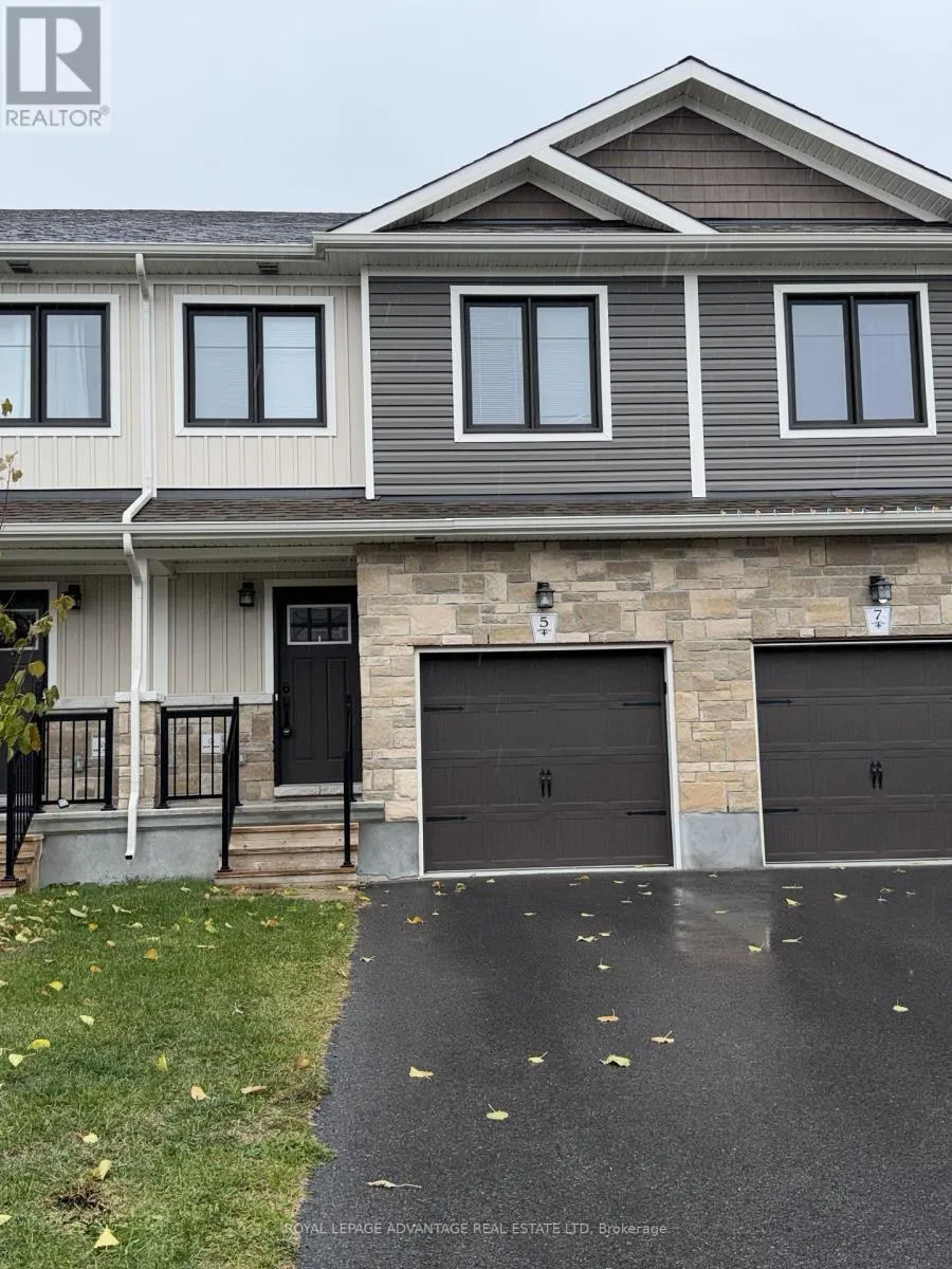 Row / Townhouse for rent: 5 Staples Boulevard, Smiths Falls, Ontario K7A 0A2