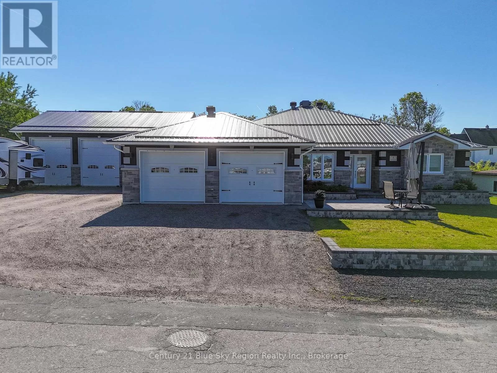 House for rent: 5 Young Street, West Nipissing, Ontario P0H 1G0