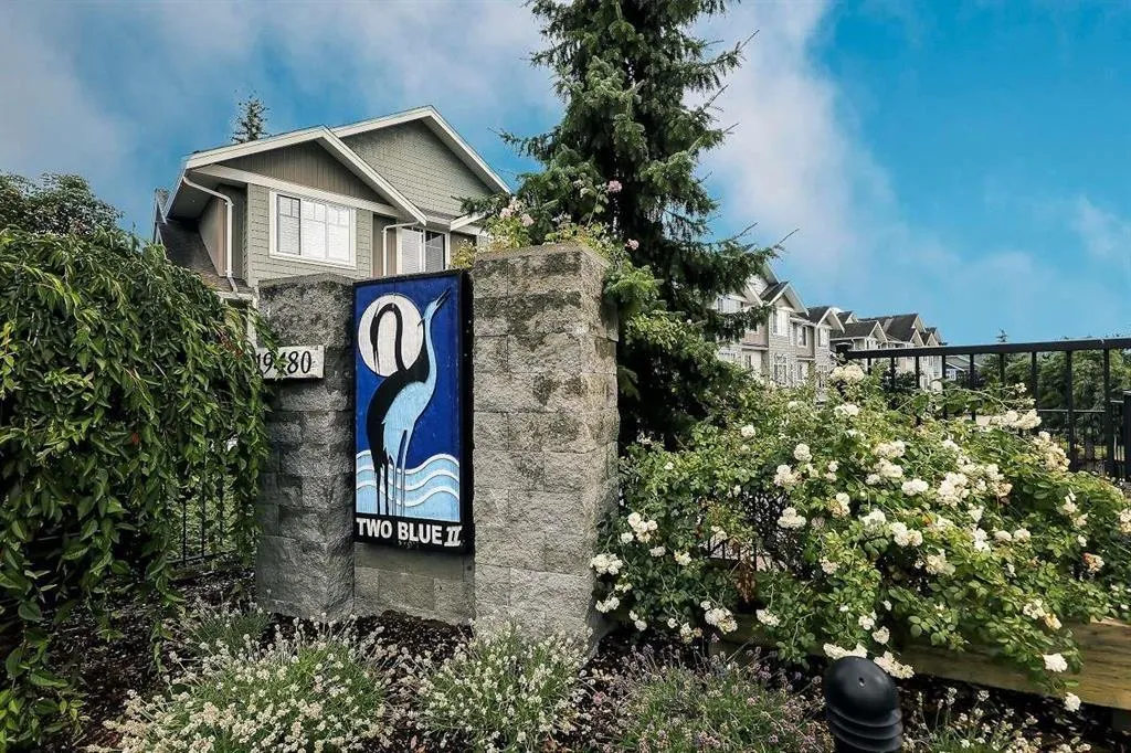 Row / Townhouse for rent: 50 19480 66 Avenue, Surrey, British Columbia V4N 5W7