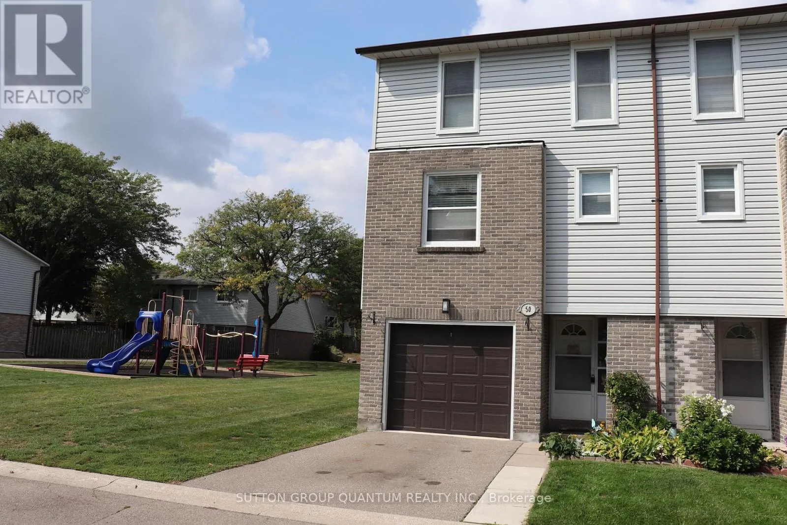 Row / Townhouse for rent: 50 - 2440 Bromsgrove Road, Mississauga, Ontario L5J 4J7