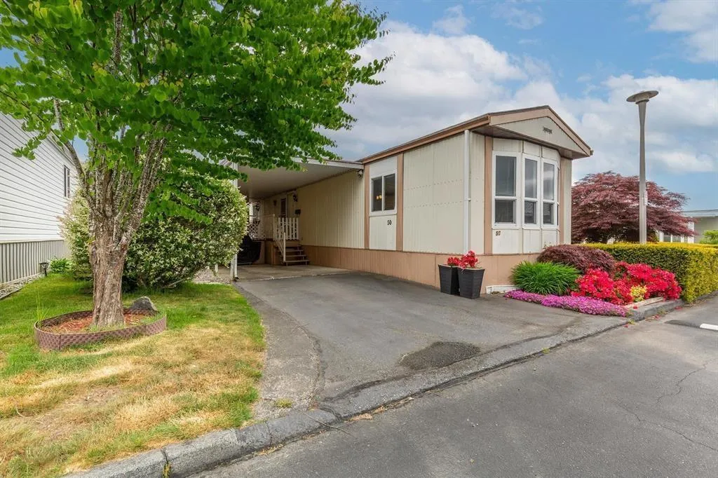 Manufactured Home for rent: 50 8254 134 Street, Surrey, British Columbia V3W 6M2