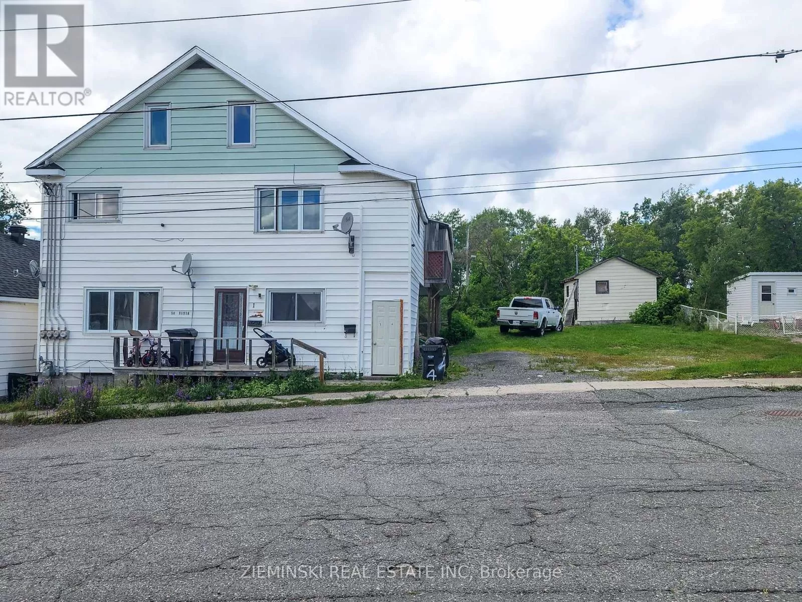 Other for rent: 50 And 52 Tower Street, Kirkland Lake, Ontario P2N 1P2