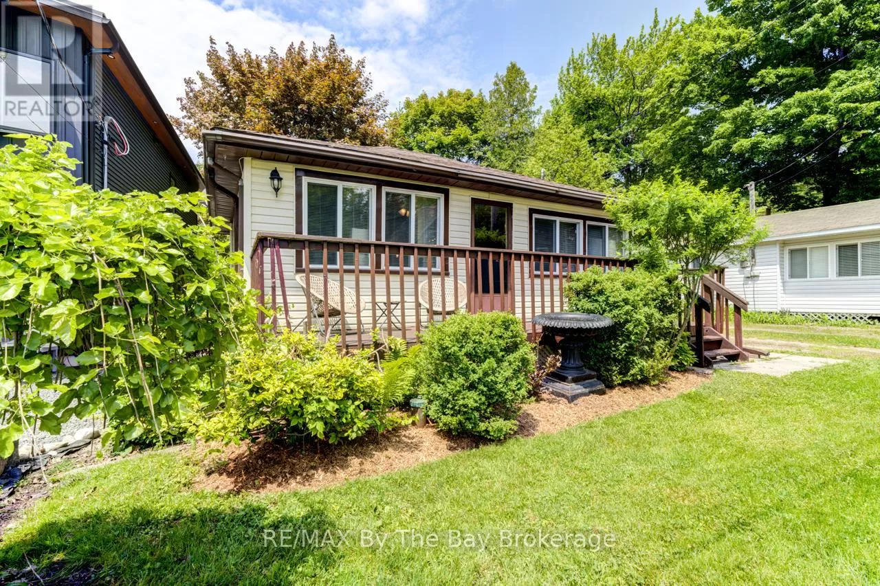 House for rent: 50 Balsam Street, Tiny, Ontario L0L 1P1