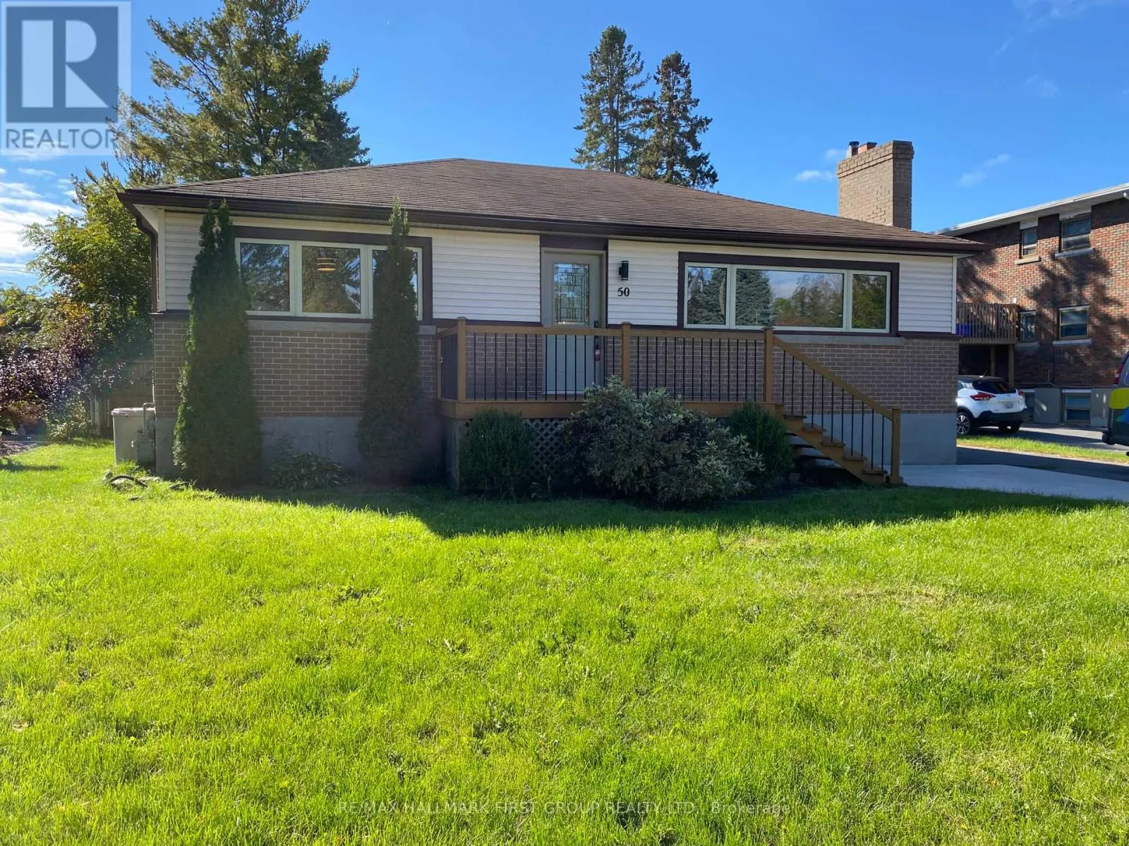 House for rent: 50 Champlain Avenue, Kingston, Ontario K7M 3K8