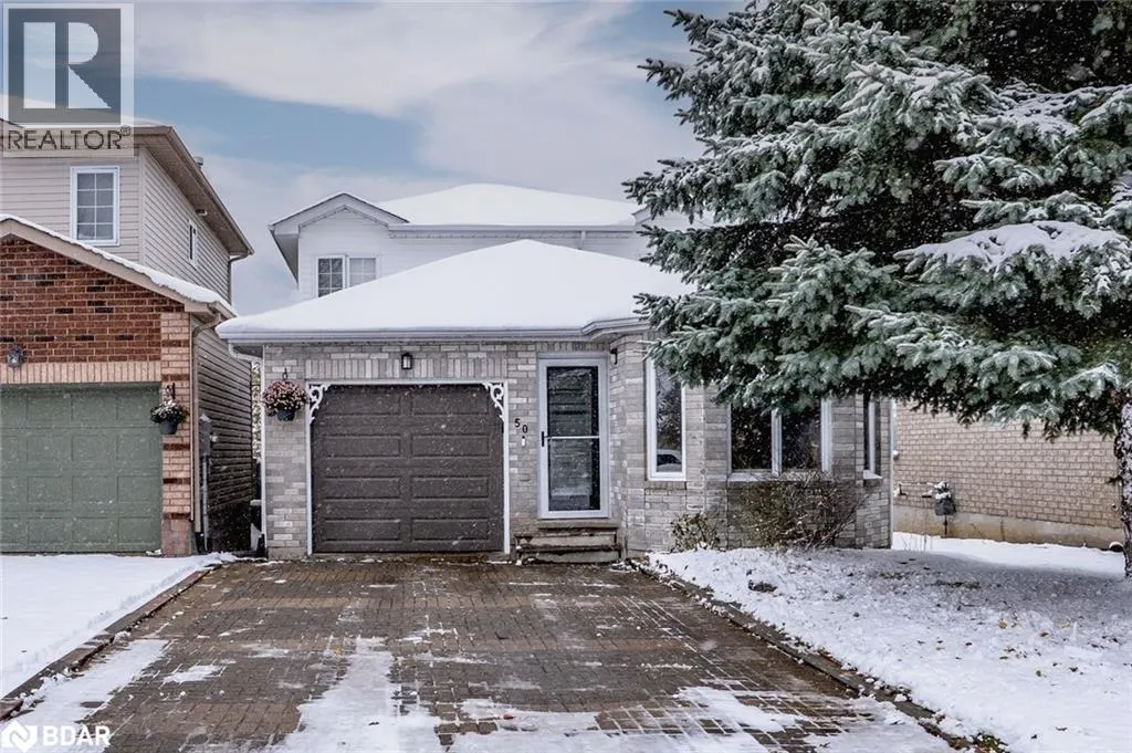 House for rent: 50 Downing Crescent, Barrie, Ontario L4N 8V6