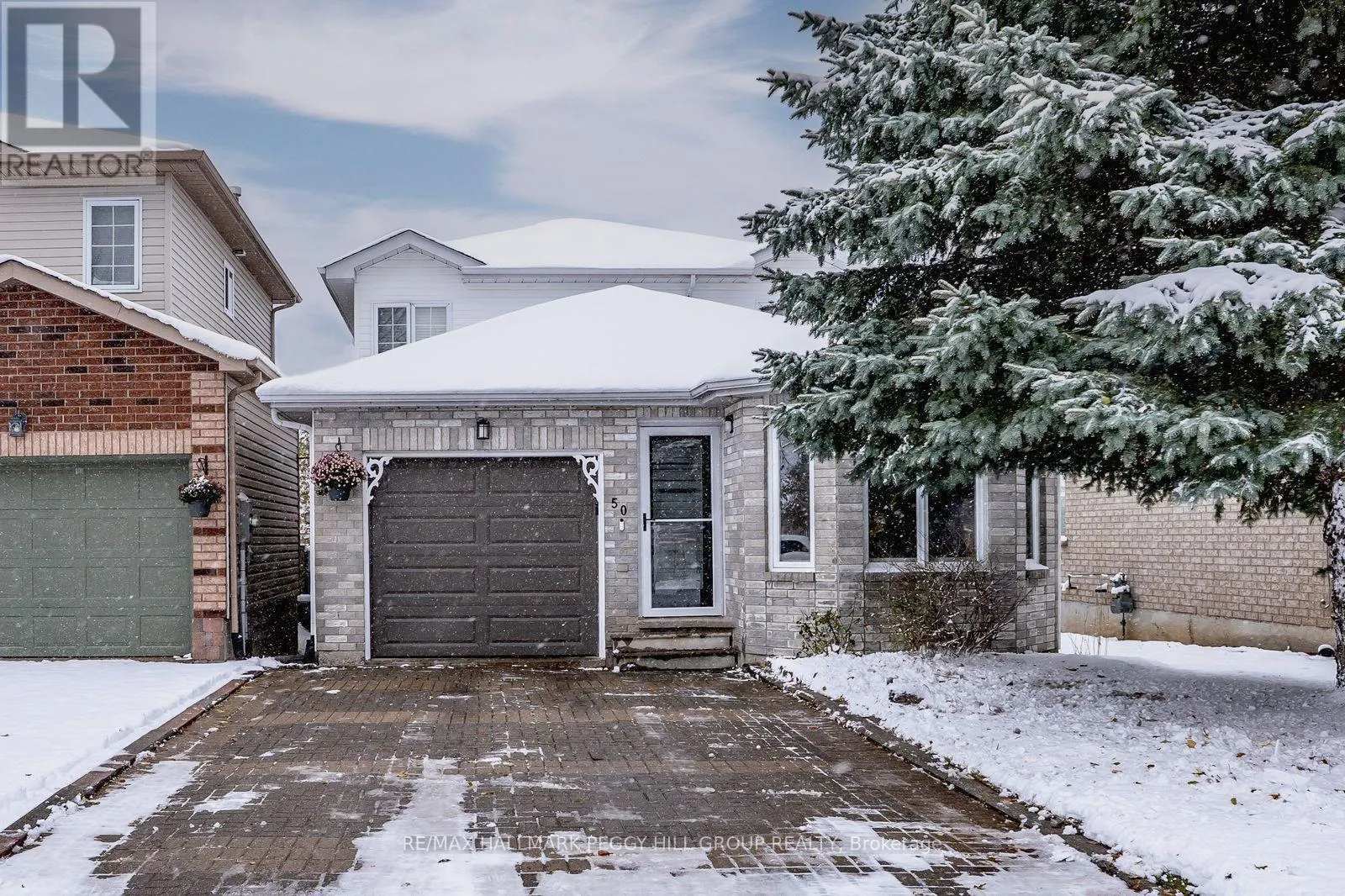 House for rent: 50 Downing Crescent, Barrie, Ontario L4N 8V6