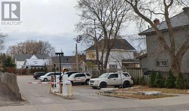 50 Dunedin Street, Orillia, Ontario L3V 5T5