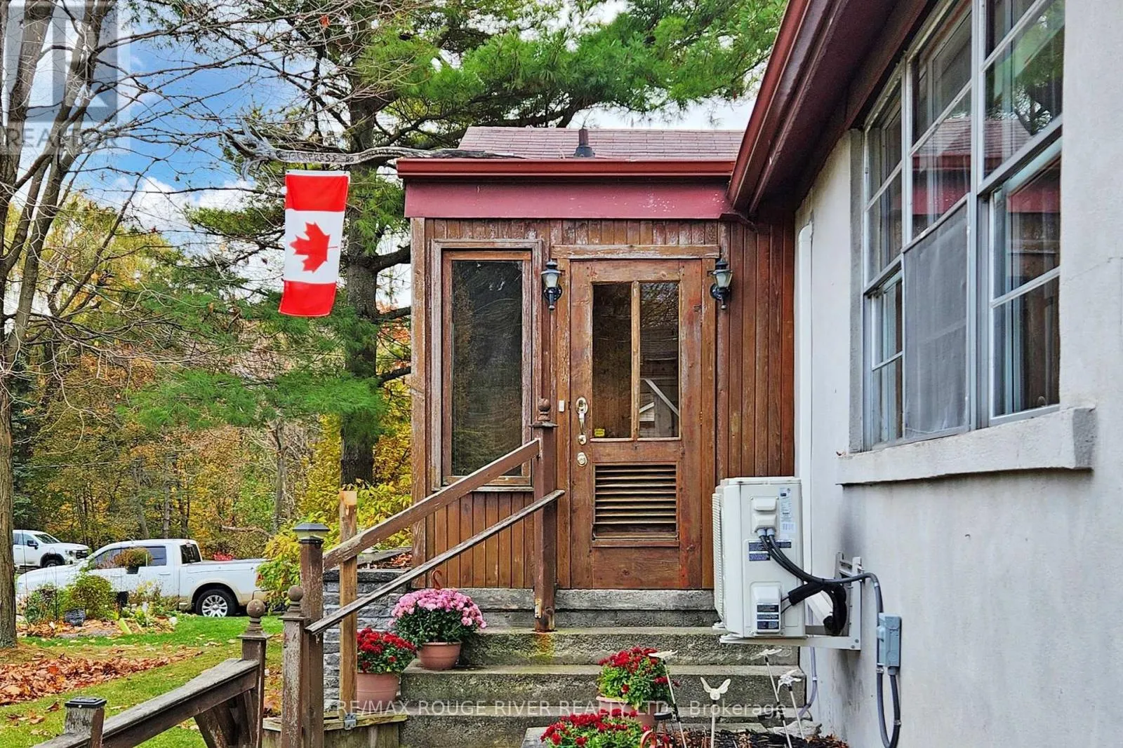 House for rent: 50 Dunstall Crescent, Toronto, Ontario M1E 3M4