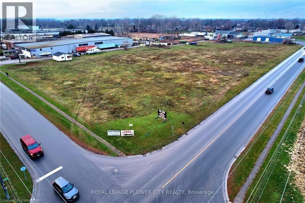 50 Garnet Street, Wallaceburg, Ontario N8A 4L8