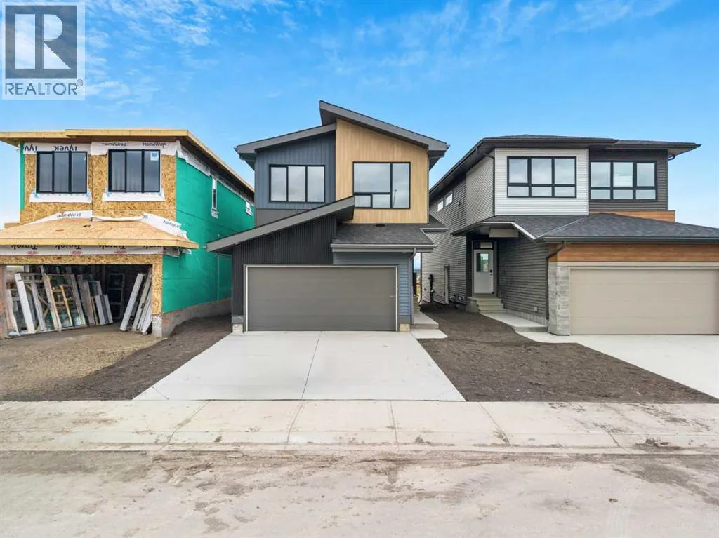 House for rent: 50 Heritage Heath, Cochrane, Alberta T0T 0T0