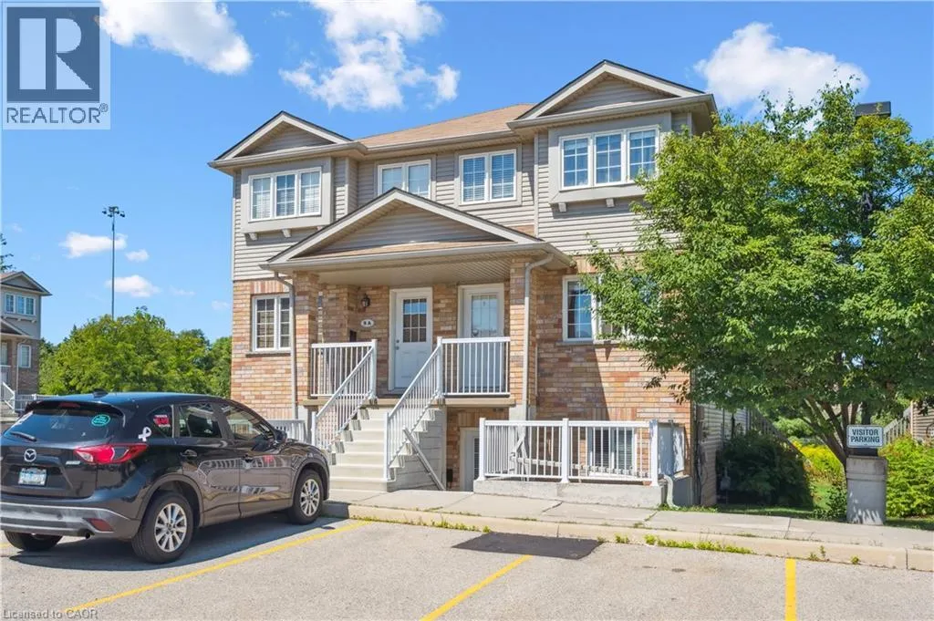 Row / Townhouse for rent: 50 Howe Drive Unit# 9d, Kitchener, Ontario N2E 0A3