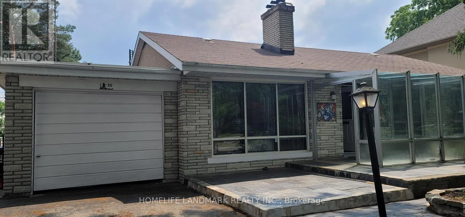 House for rent: 50 Larkfield Drive, Toronto, Ontario M3B 2H1