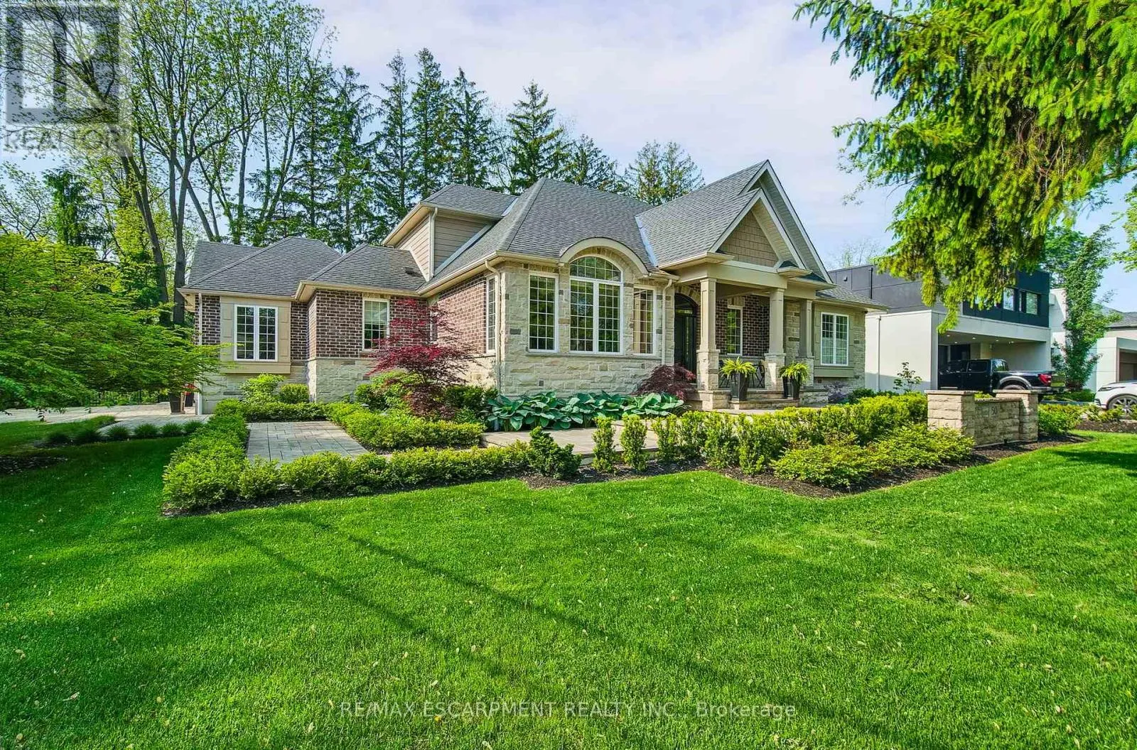 House for rent: 50 Lloyminn Avenue, Hamilton, Ontario L9G 1H3