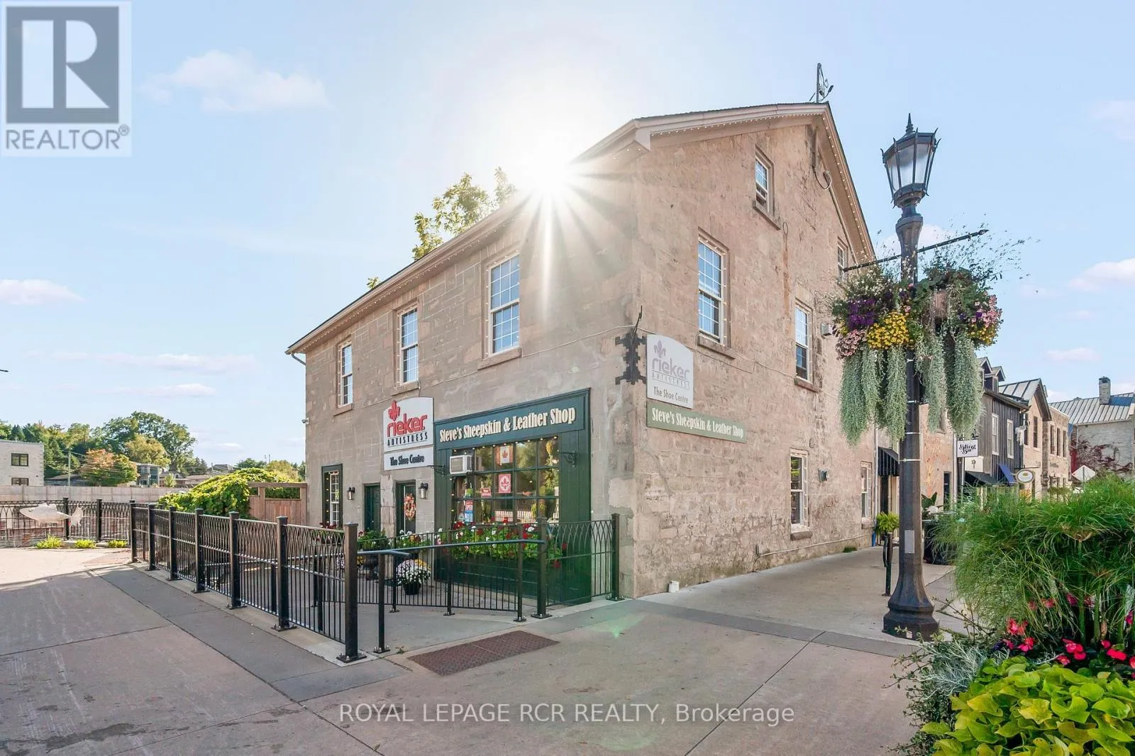 Residential Commercial Mix for rent: 50 Mill Street W, Centre Wellington, Ontario N0B 1S0