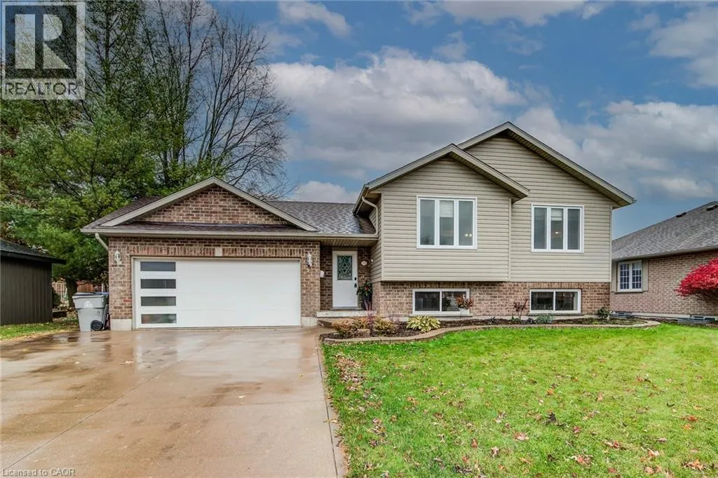 House for rent: 500 Boyne Avenue, Listowel, Ontario N4W 3V6