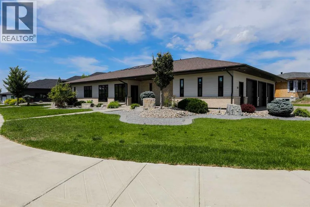 House for rent: 500 Gold Canyon Place S, Lethbridge, Alberta T1K 8J1