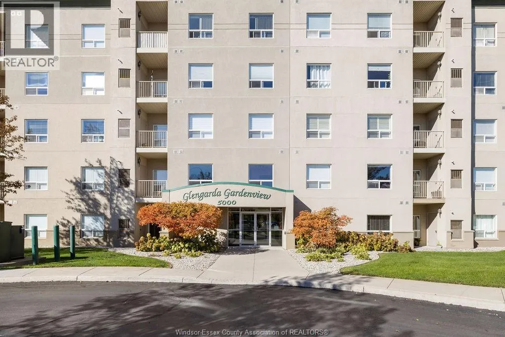 Apartment for rent: 5000 Wyandotte Street East Unit# 311, Windsor, Ontario N8Y 5B8