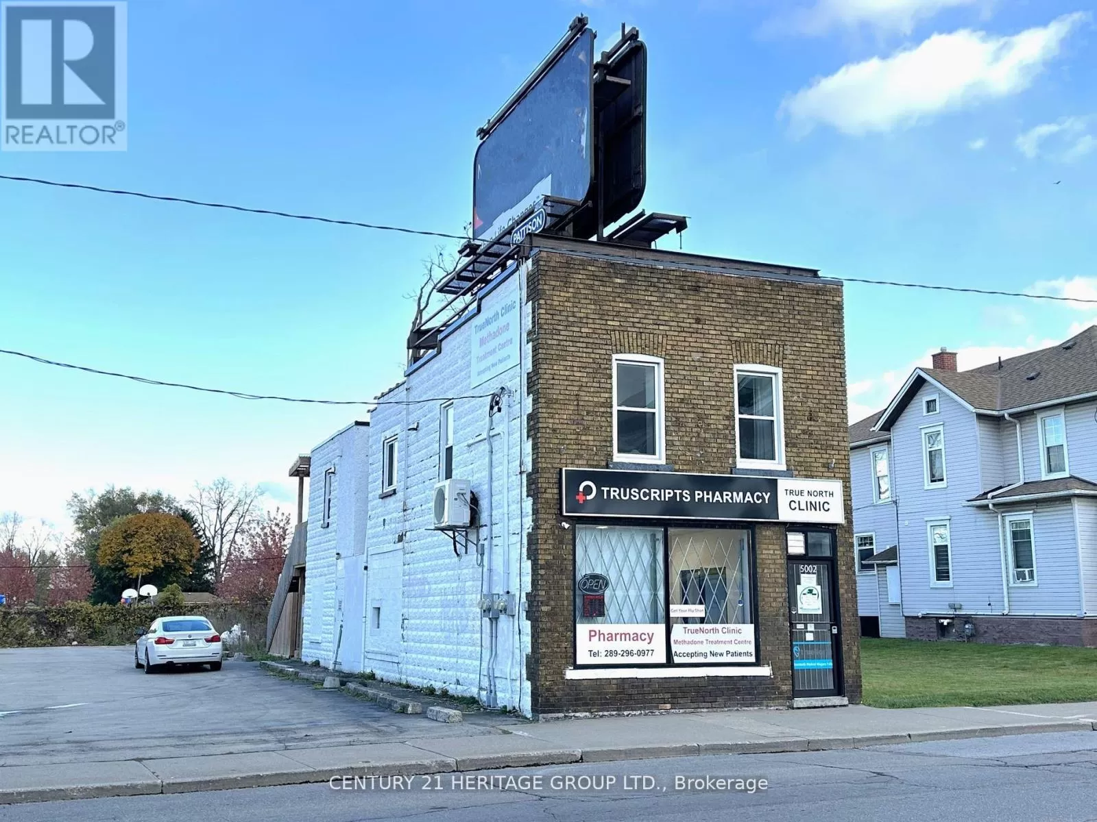 Residential Commercial Mix for rent: 5002 Victoria Avenue, Niagara Falls, Ontario L2E 4C8