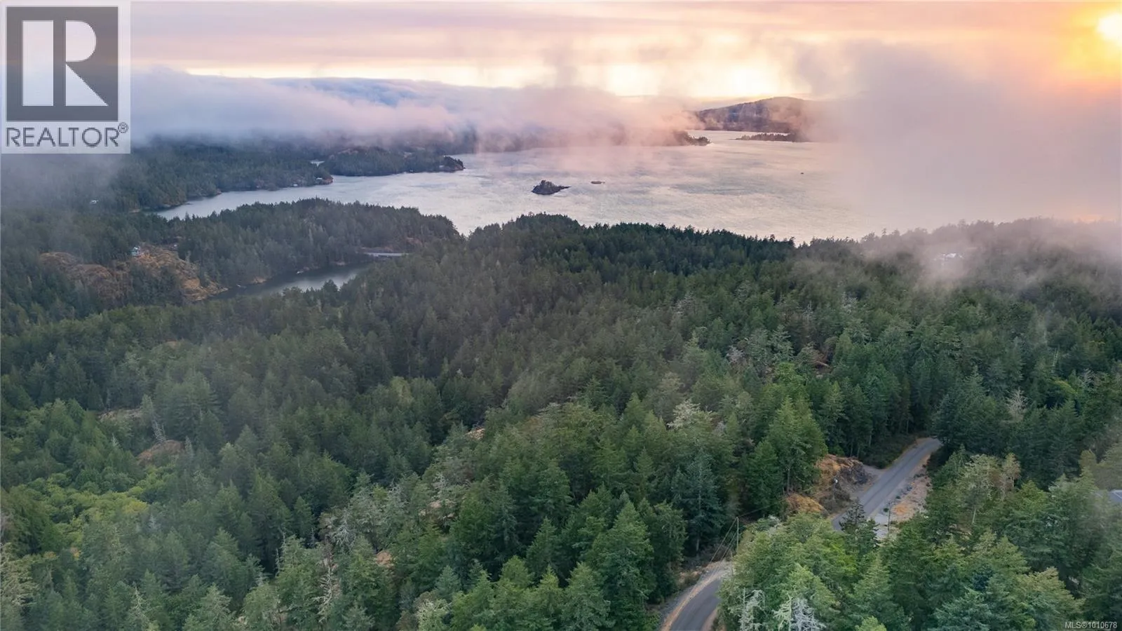 5005 Sooke Hanger Dr, Sooke, British Columbia V9Z 1M9