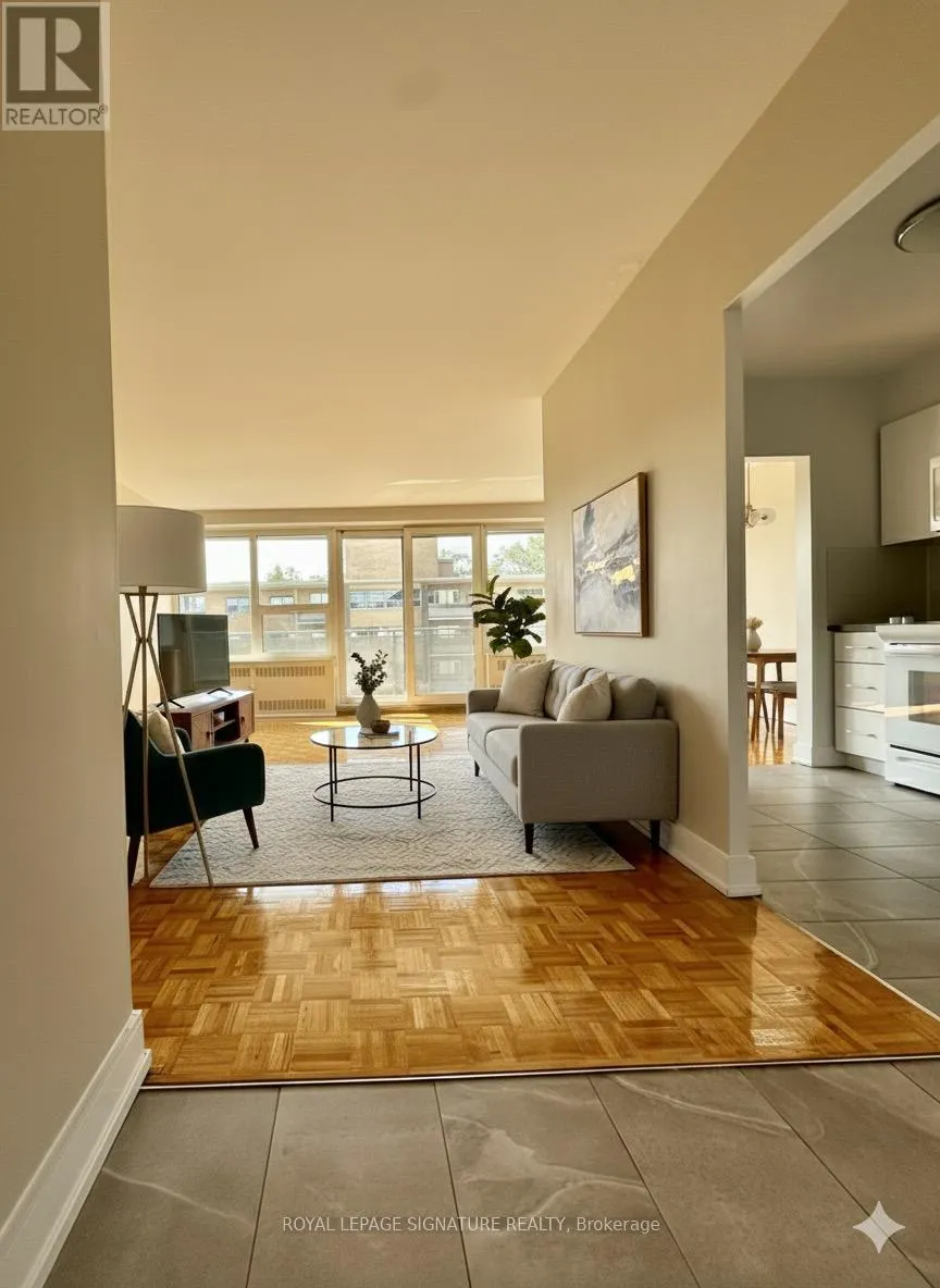 Apartment for rent: 501 - 10 Shallmar Boulevard, Toronto, Ontario M5N 1J4