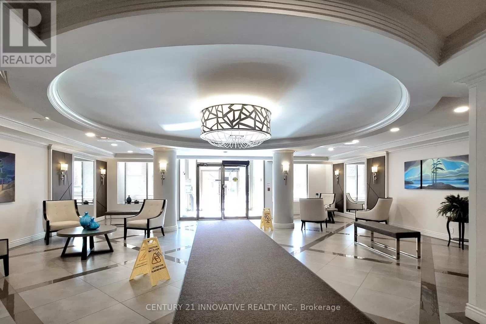 Apartment for rent: 501 - 1000 The Esplanade N, Pickering, Ontario L1V 6V4