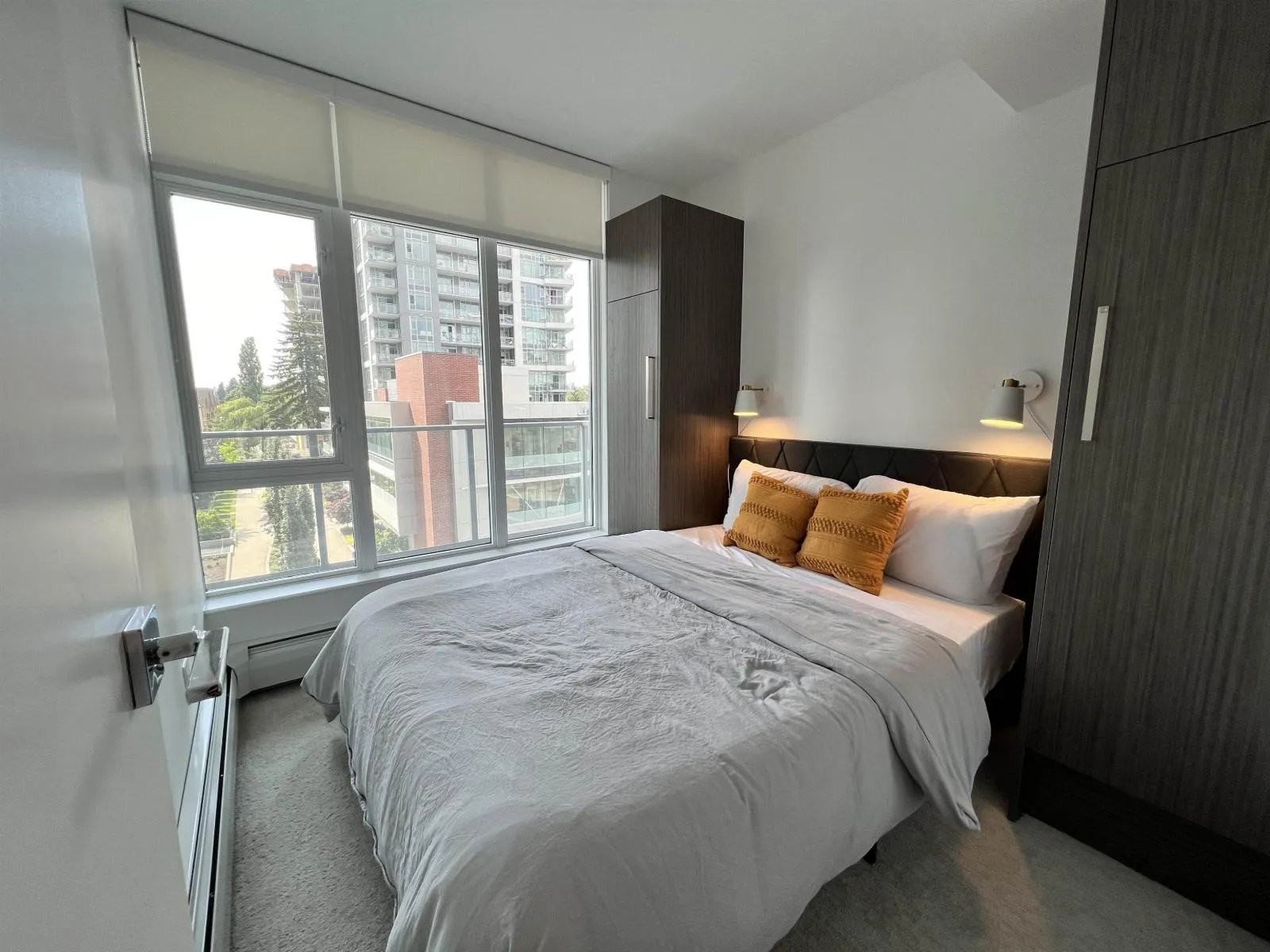 Apartment for rent: 501 13350 Central Ave Avenue, Surrey, British Columbia V3T 0M3