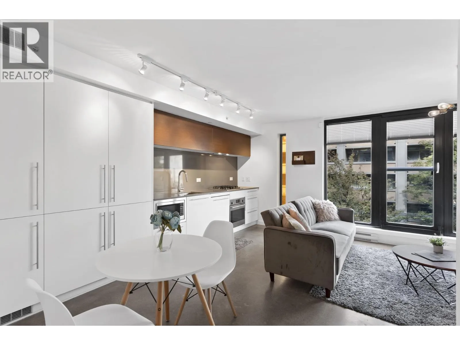 Apartment for rent: 501 150 E Cordova Street, Vancouver, British Columbia V6A 1K9