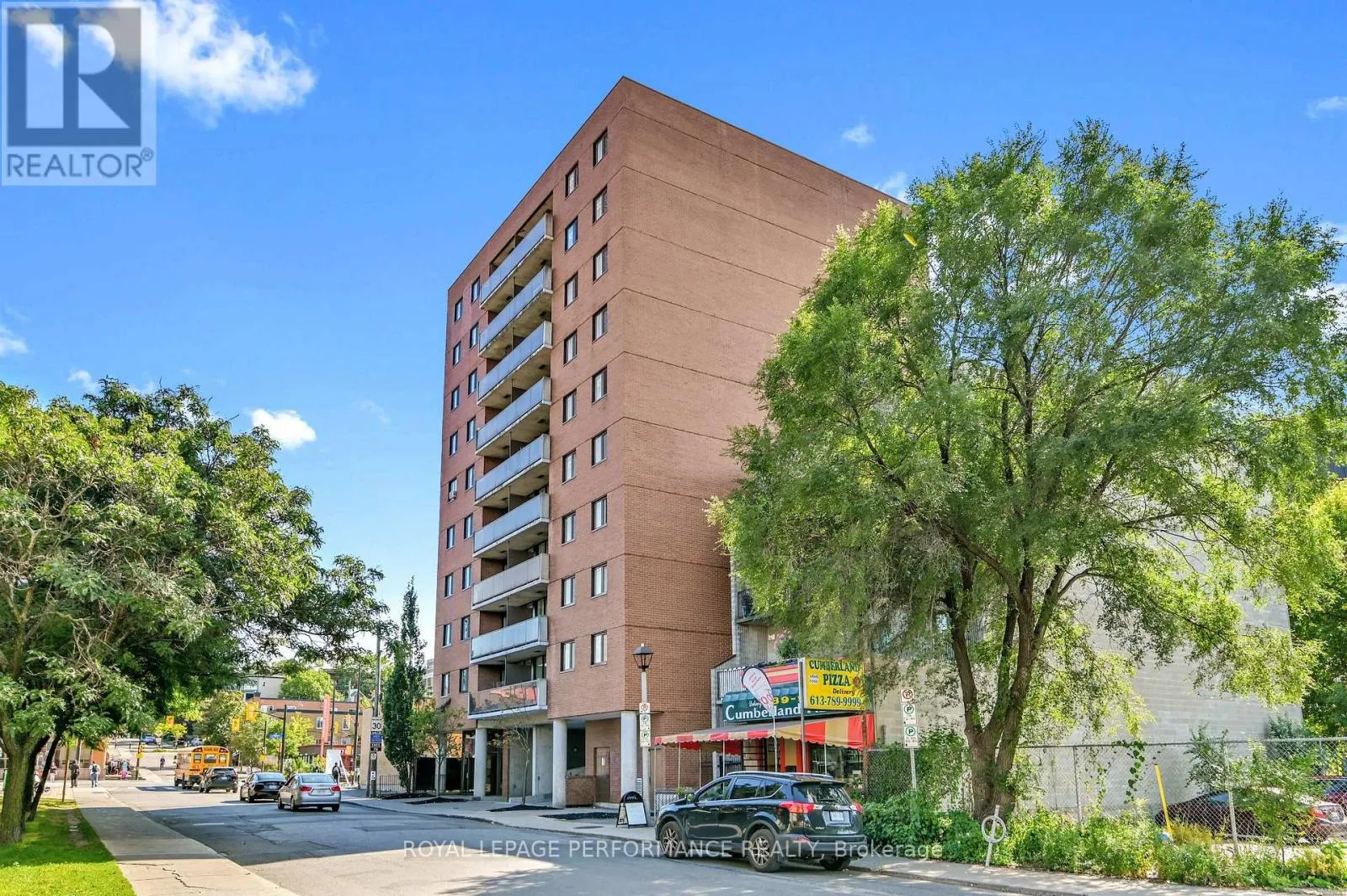 Apartment for rent: 501 - 154 Nelson Street, Ottawa, Ontario K1N 7R5