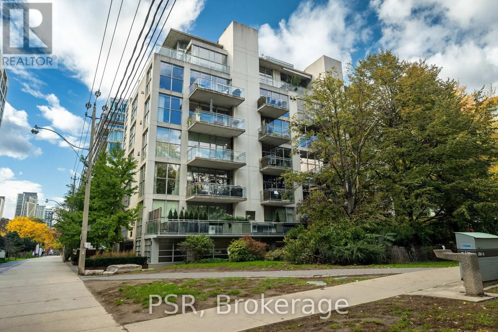 Apartment for rent: 501 - 20 Niagara Street, Toronto, Ontario M5V 3L8