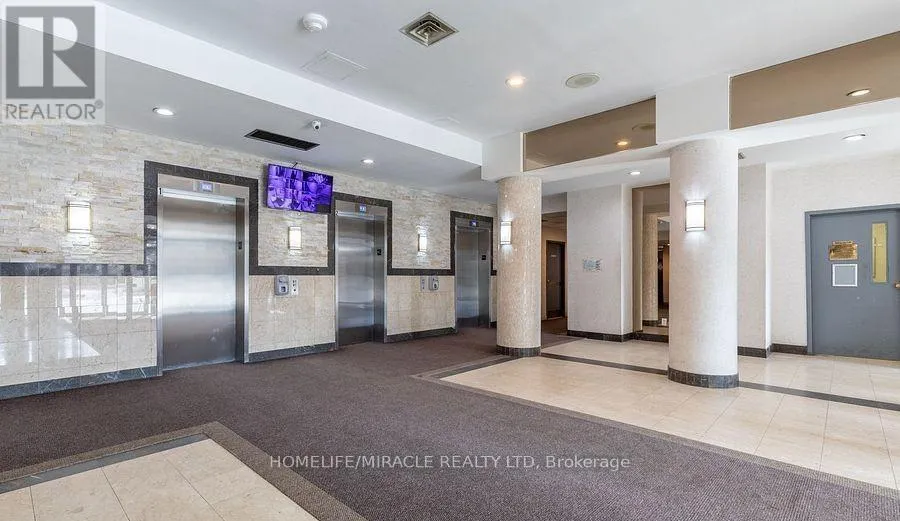 Apartment for rent: 501 - 2901 Kipling Avenue, Toronto, Ontario M9V 5E5